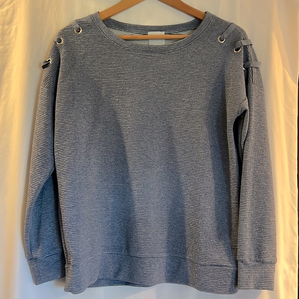 NWT Lightweight women's "sweatshirt style" top with fun detailing on shoulders.